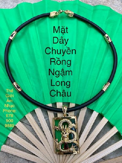 Mặt Dây Chuyền Ngậm Long Châu (Nền Xanh)